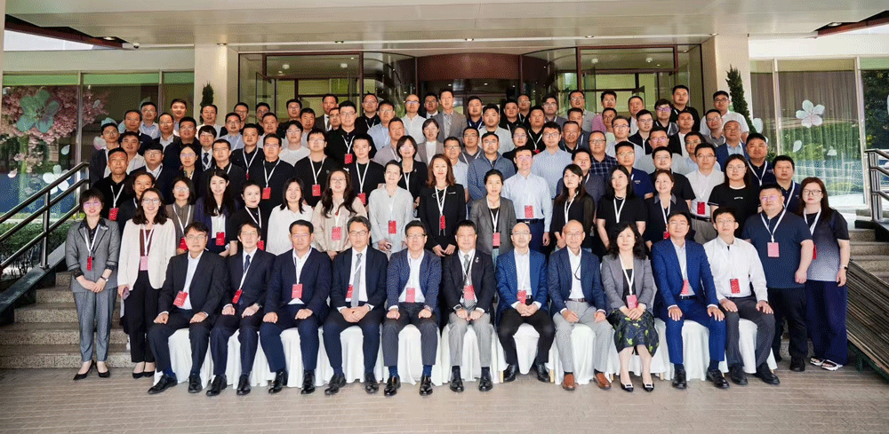 Работать вместе и усердно работать, чтобы двигаться вперед  | SIMPLAB Работа с Hitachi, чтобы углубить новую экосистему на внутреннем рынке