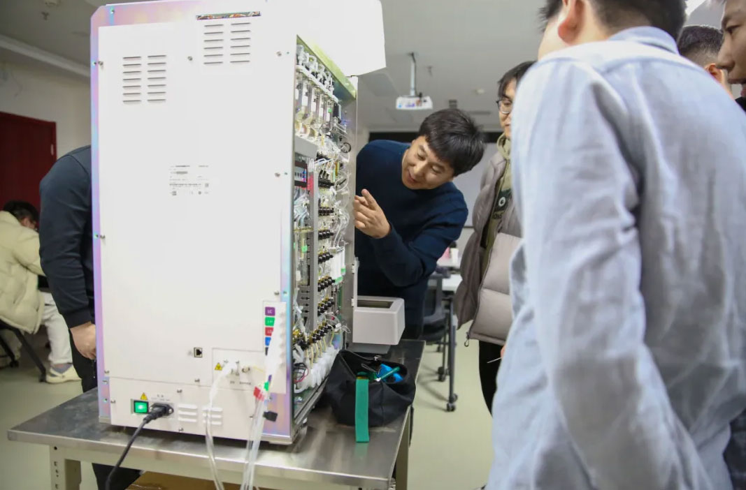 Юго -восточный Йихенг и Медицинский Медицинский BC-7500 Серия учебных записей агента